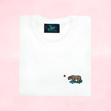 Load image into Gallery viewer, 🐻The skater bear White T-Shirt - Unisex