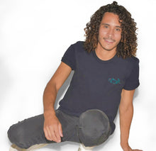 Load image into Gallery viewer, š Alligator chilling in the Everglades Black T-Shirt - Man - Unisex
