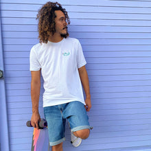 Load image into Gallery viewer, š Alligator chilling in the Everglades White T-Shirt - Man - Unisex
