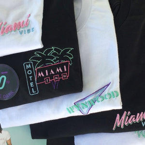 🕶️ Miami VIBE Black T-Shirt - Man - Unisex | Glows in the dark