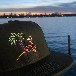🦩 Retro flamingo hat - Curved or flat brim | Glows in the dark